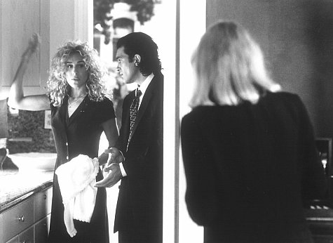 Still of Antonio Banderas, Sarah Jessica Parker and Mia Farrow in Miami Rhapsody (1995)