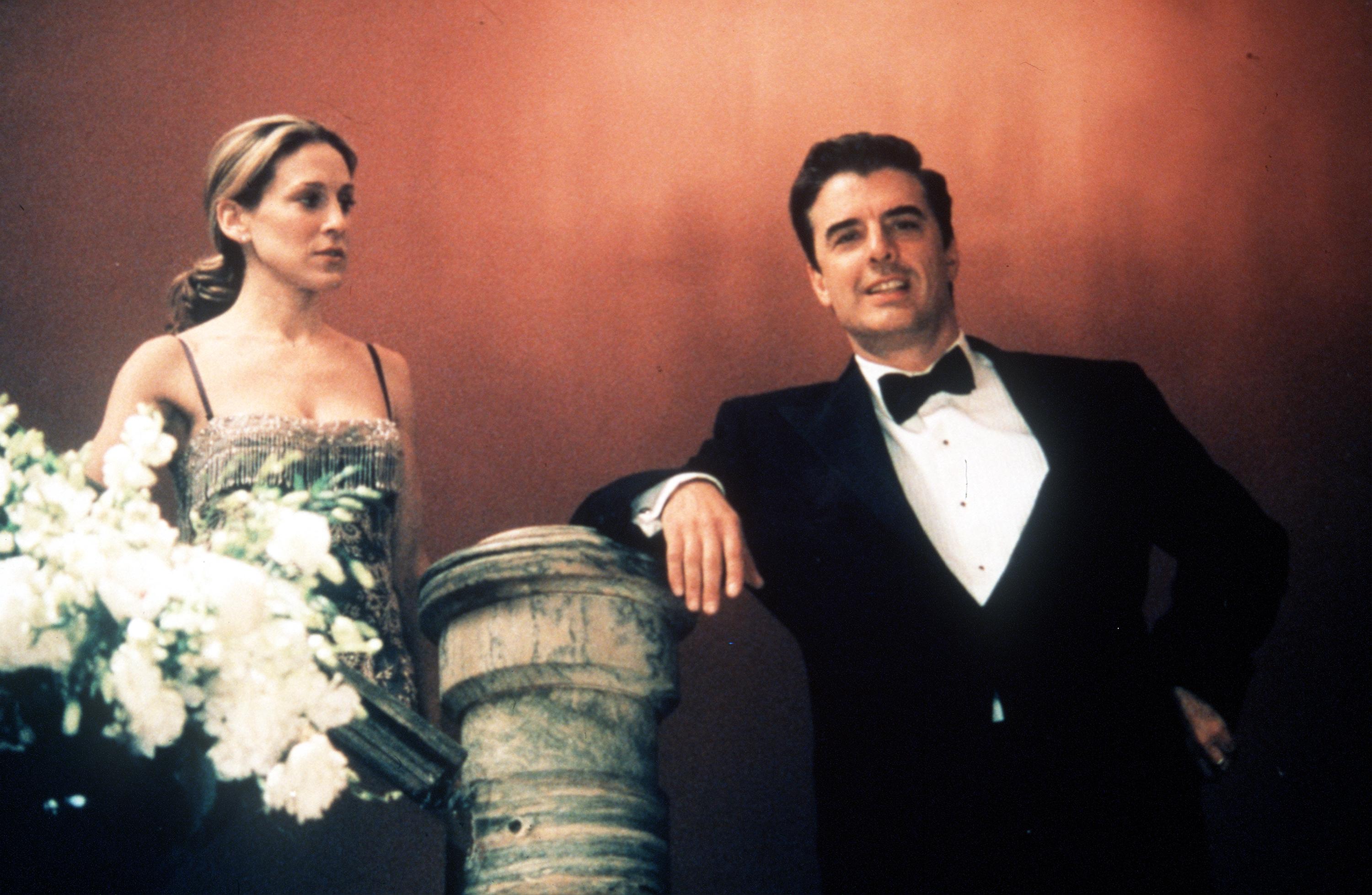 Still of Sarah Jessica Parker and Chris Noth in Sex and the City (1998)