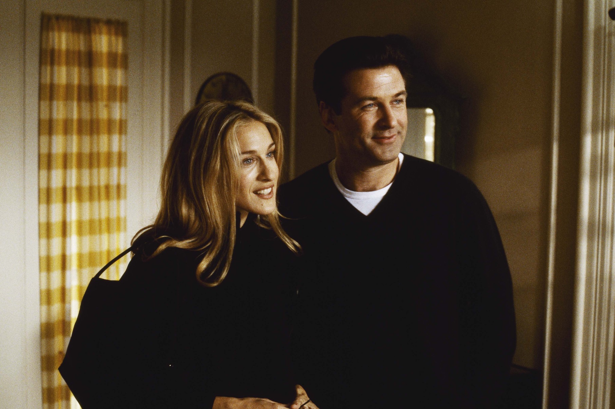 Still of Alec Baldwin and Sarah Jessica Parker in State and Main (2000)