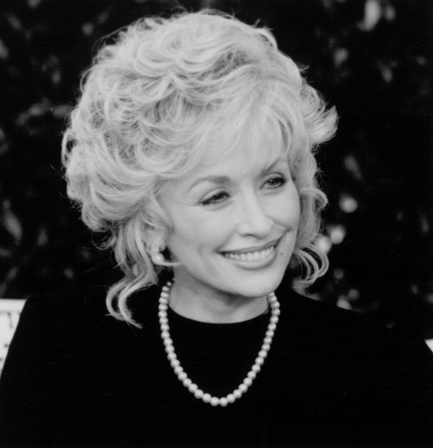 Still of Dolly Parton in Steel Magnolias (1989)