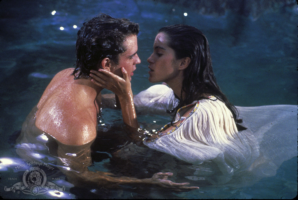 Still of Jami Gertz and Jason Patric in Solarbabies (1986)