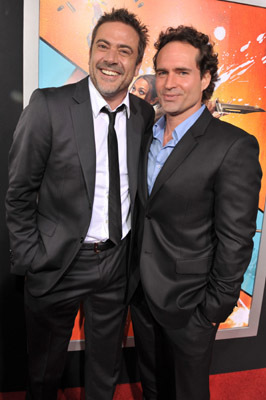 Jason Patric and Jeffrey Dean Morgan at event of The Losers (2010)