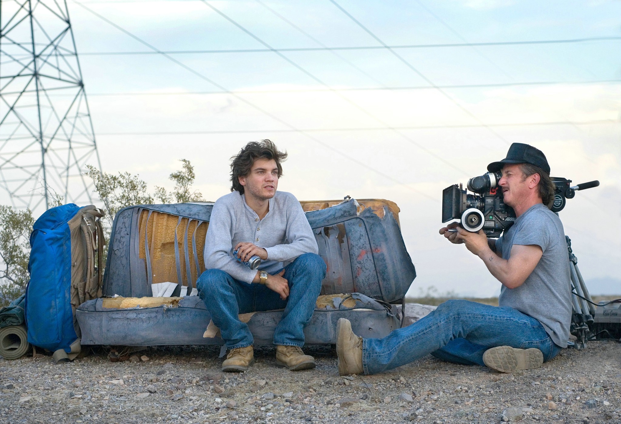 Sean Penn and Emile Hirsch in Into the Wild (2007)