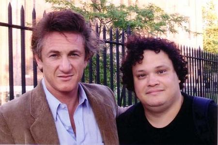 Academy award winner Sean Penn and Adrian Martinez on the set of Universal's THE INTERPRETER.
