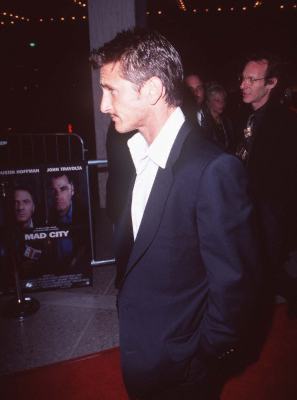 Sean Penn at event of Mad City (1997)