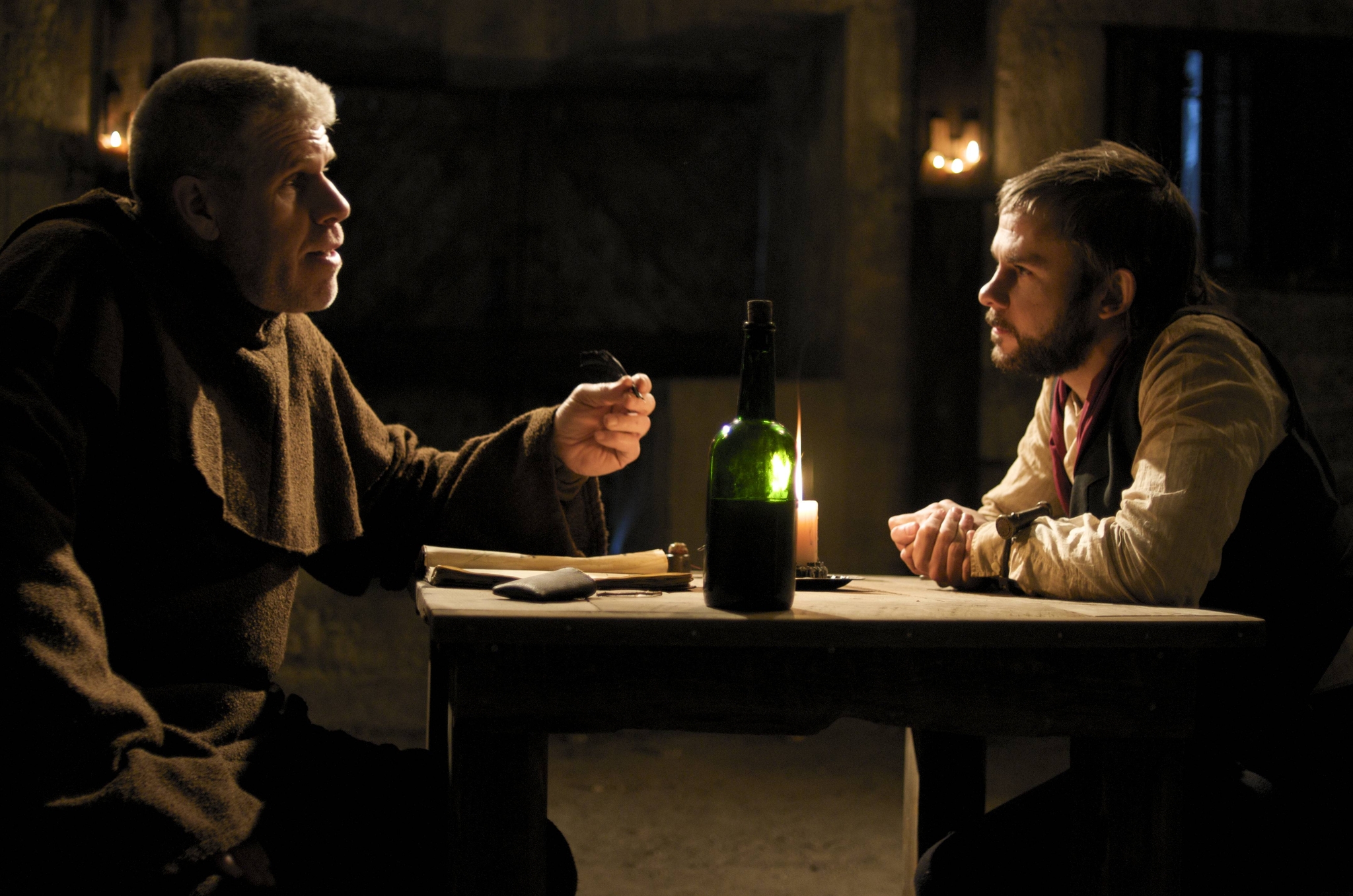 Still of Ron Perlman and Dominic Monaghan in I Sell the Dead (2008)