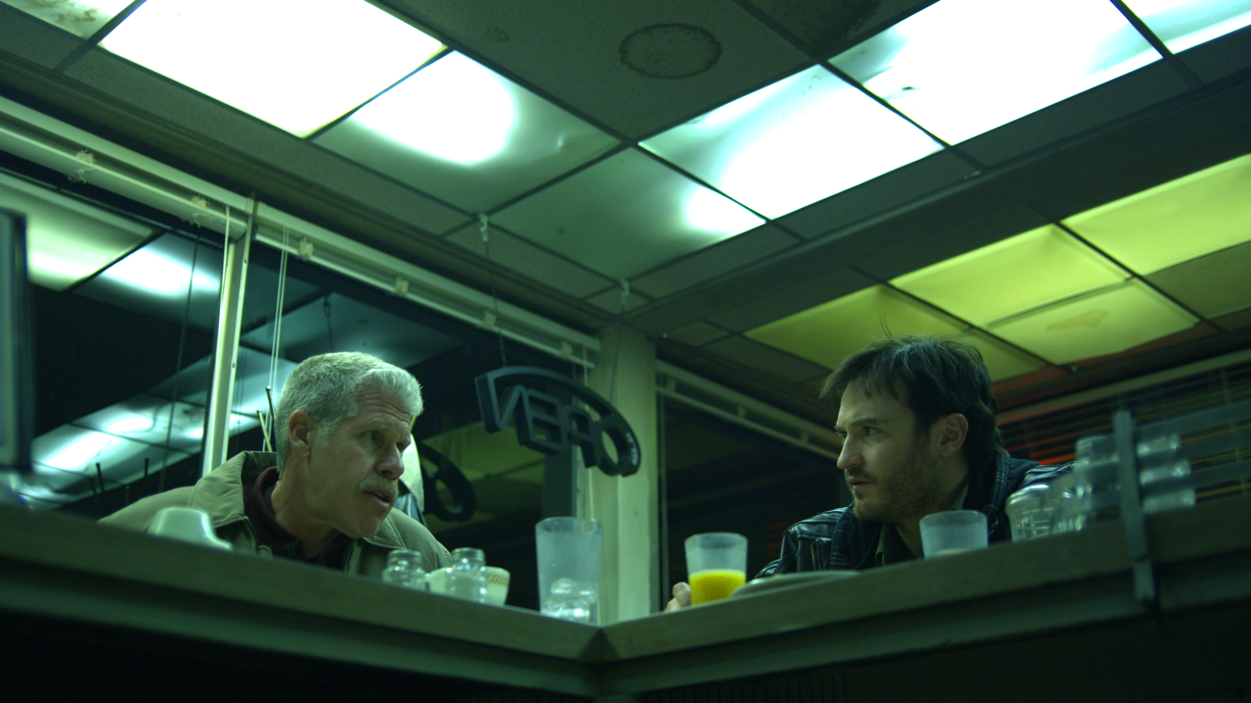 Still of Ron Perlman and Josh Lawson in Crave (2012)