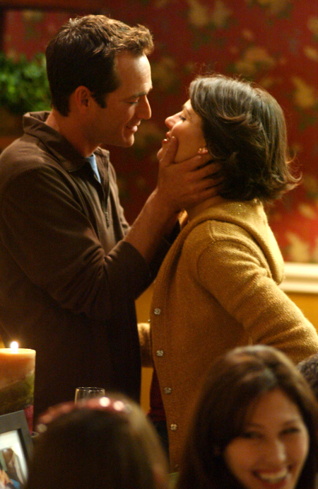 Still of Luke Perry and Lana Parrilla in Windfall (2006)