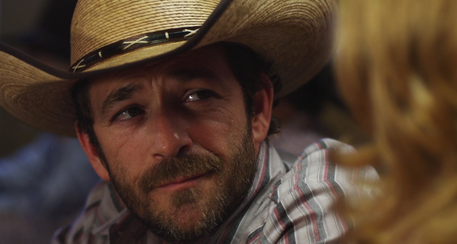 Still of Luke Perry in Red Wing (2013)