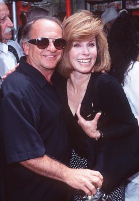 Joe Pesci and Stefanie Powers