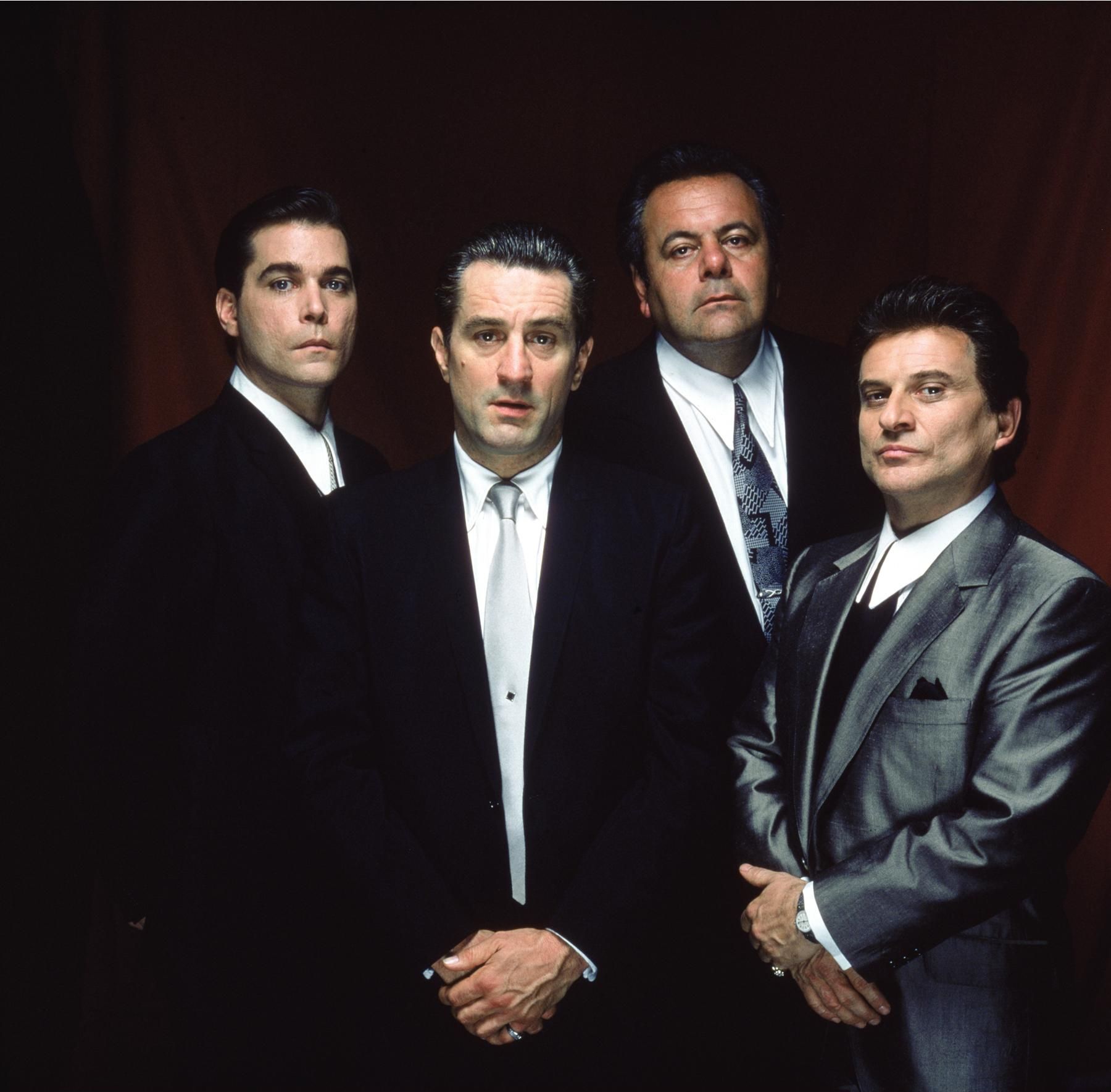 Still of Robert De Niro, Ray Liotta, Joe Pesci and Paul Sorvino in Geri vyrukai (1990)