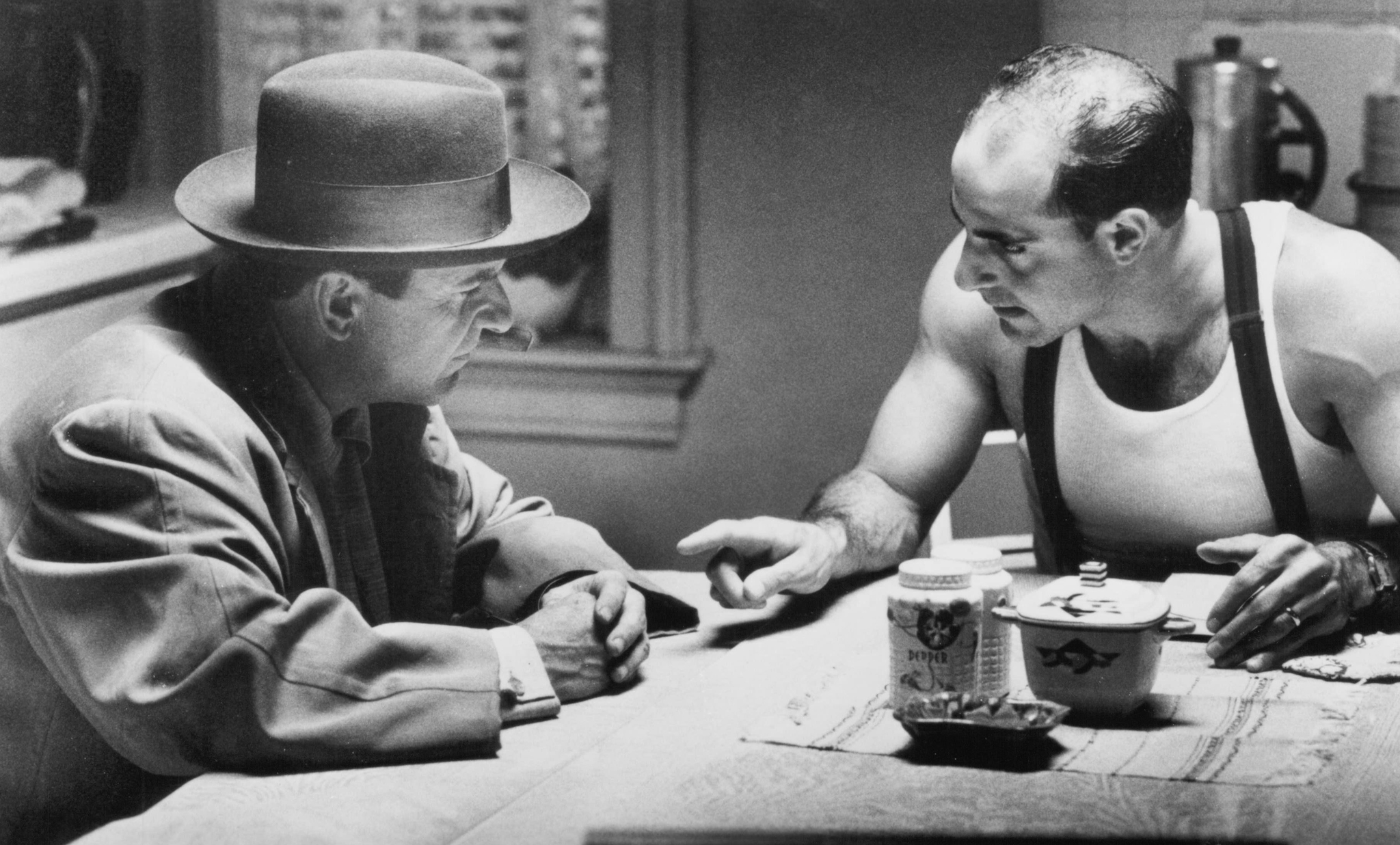 Still of Joe Pesci and Stanley Tucci in The Public Eye (1992)