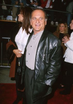 Joe Pesci at event of Ir viso Pasaulio negana (1999)