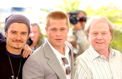 Brad Pitt, Wolfgang Petersen and Orlando Bloom at event of Troy (2004)