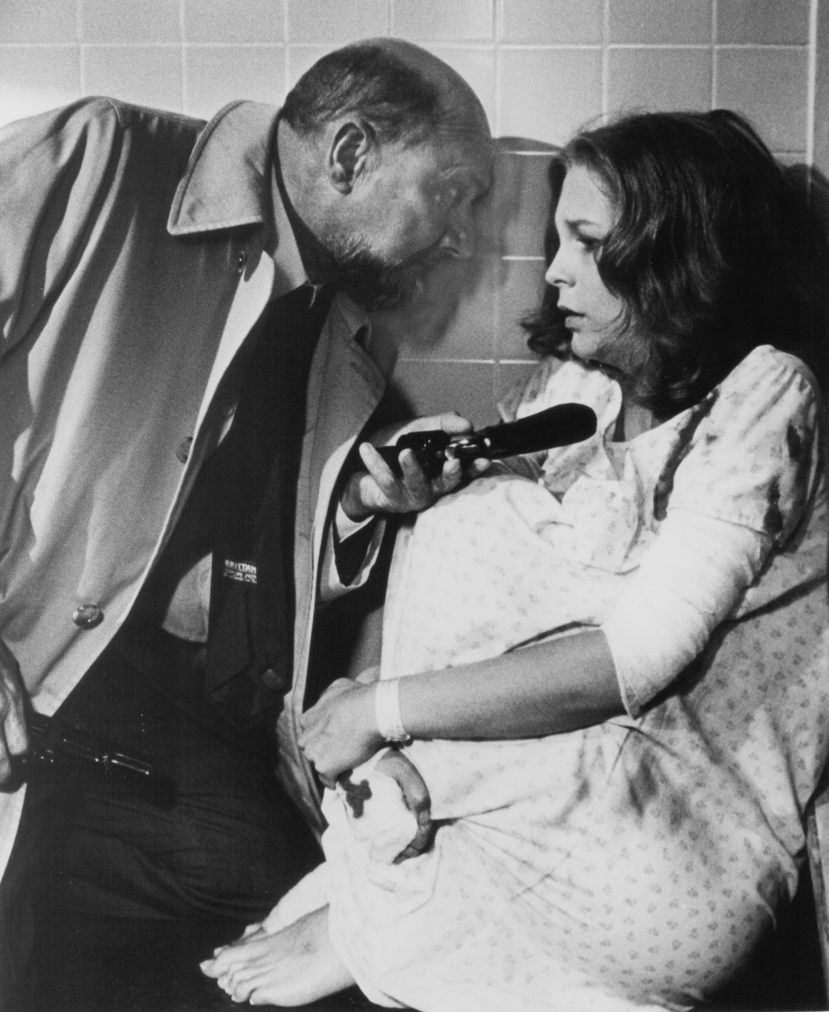 Still of Jamie Lee Curtis and Donald Pleasence in Halloween II (1981)