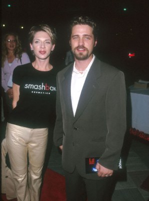 Jason Priestley and Ashlee Petersen at event of Double Jeopardy (1999)