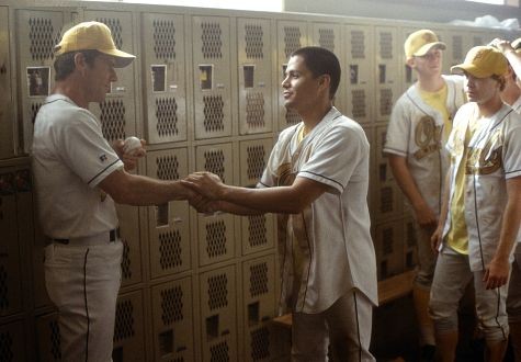Still of Dennis Quaid and Jay Hernandez in The Rookie (2002)