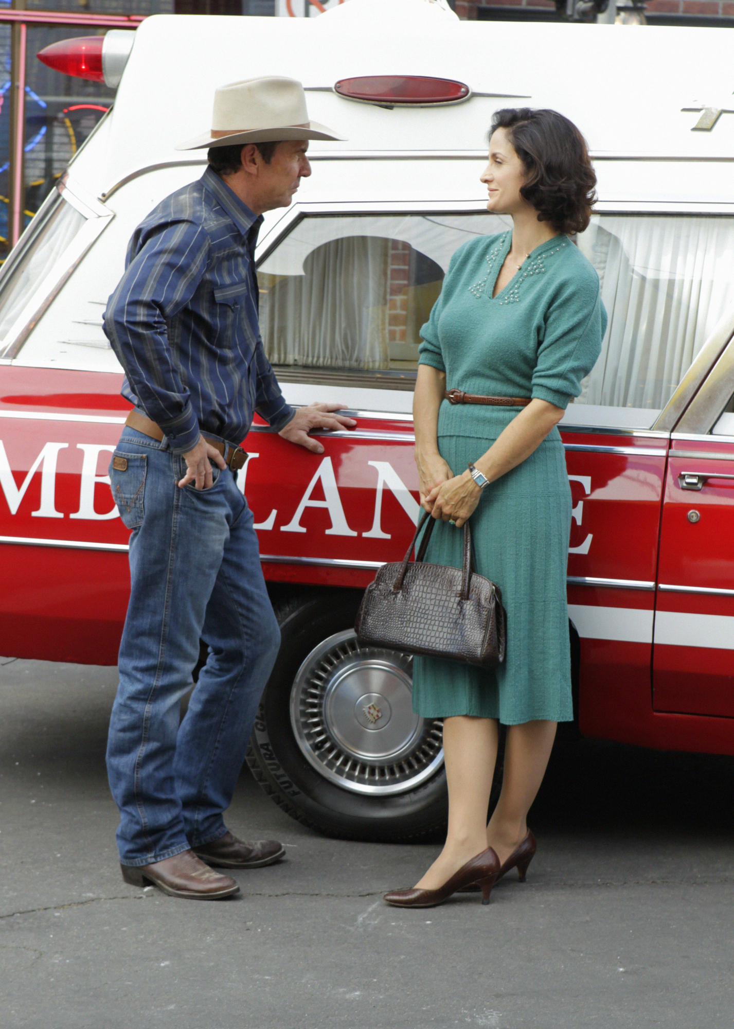 Dennis Quaid and Carrie-Anne Moss in Vegas (2012)