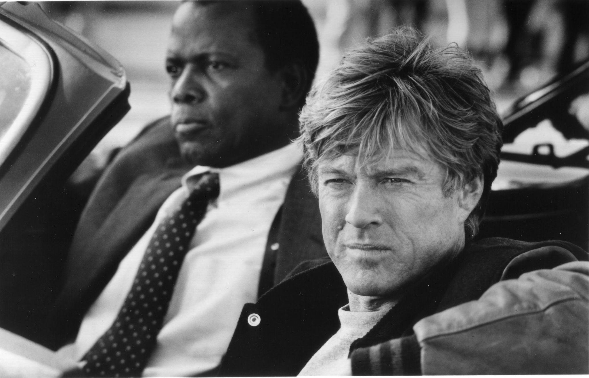 Still of Robert Redford and Sidney Poitier in Sneakers (1992)