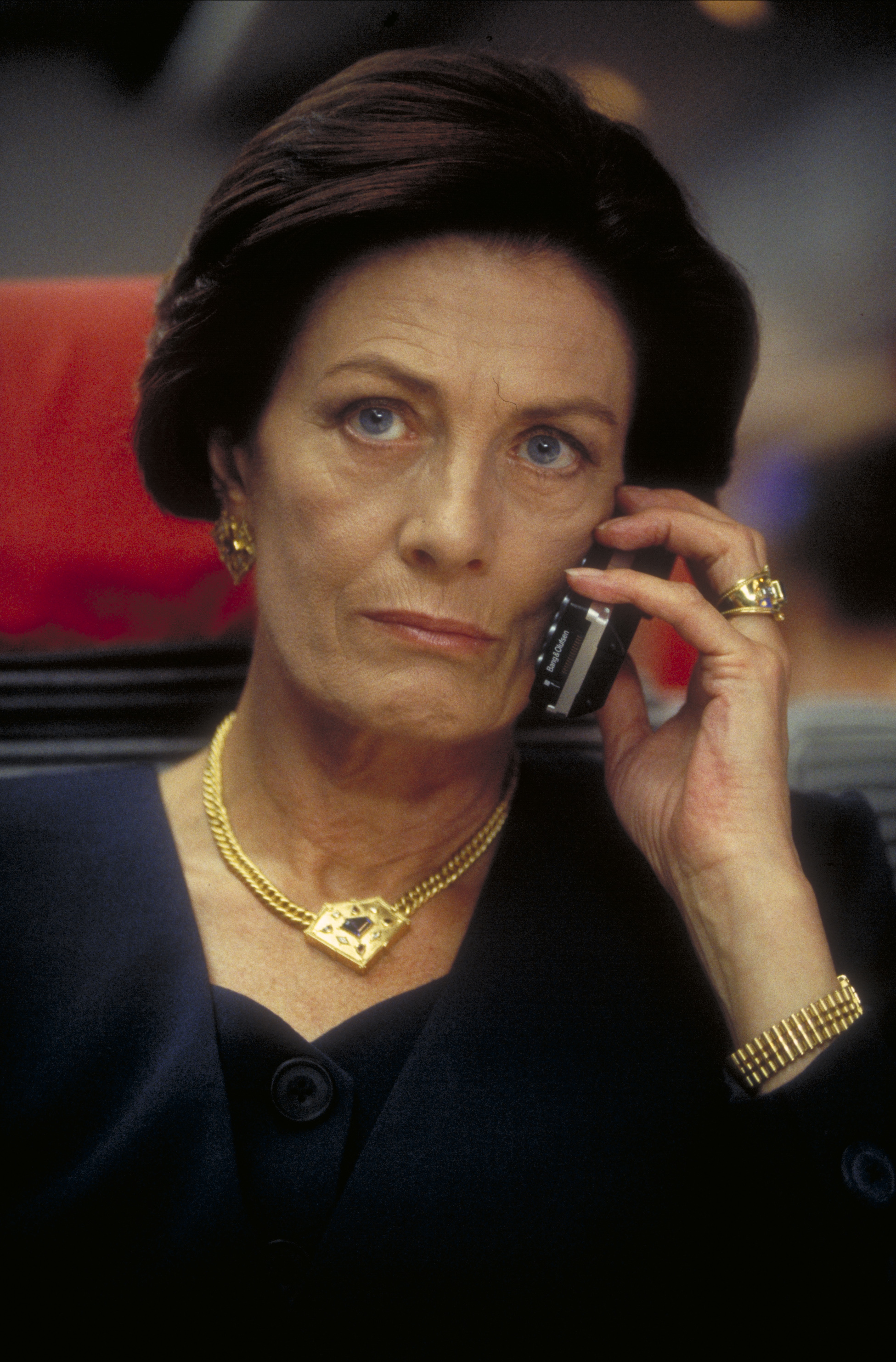 Still of Vanessa Redgrave in Mission: Impossible (1996)