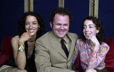 John C. Reilly, Jennifer Beals and Jane Adams at event of The Anniversary Party (2001)