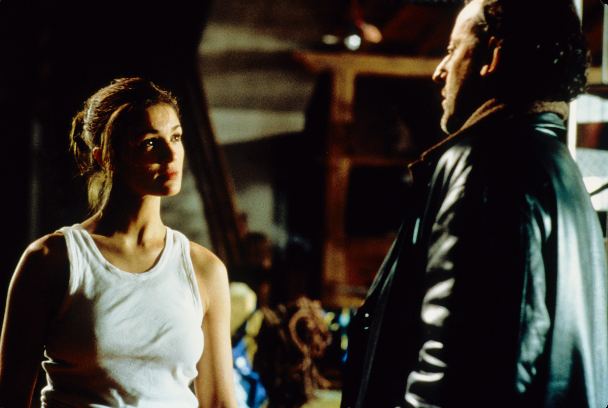 Still of Jean Reno and Nadia Fares in Les rivières pourpres (2000)