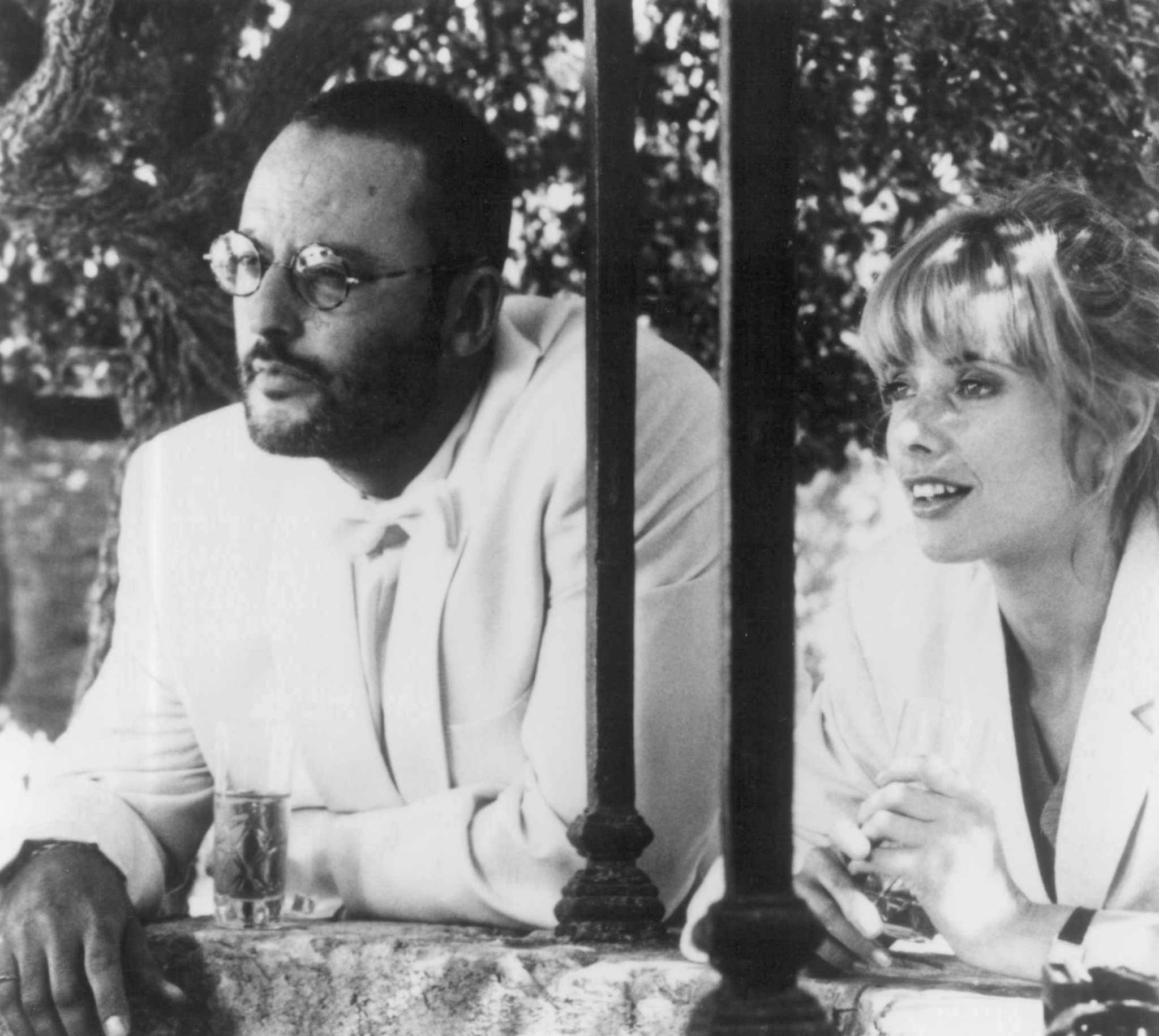 Still of Rosanna Arquette and Jean Reno in Le grand bleu (1988)