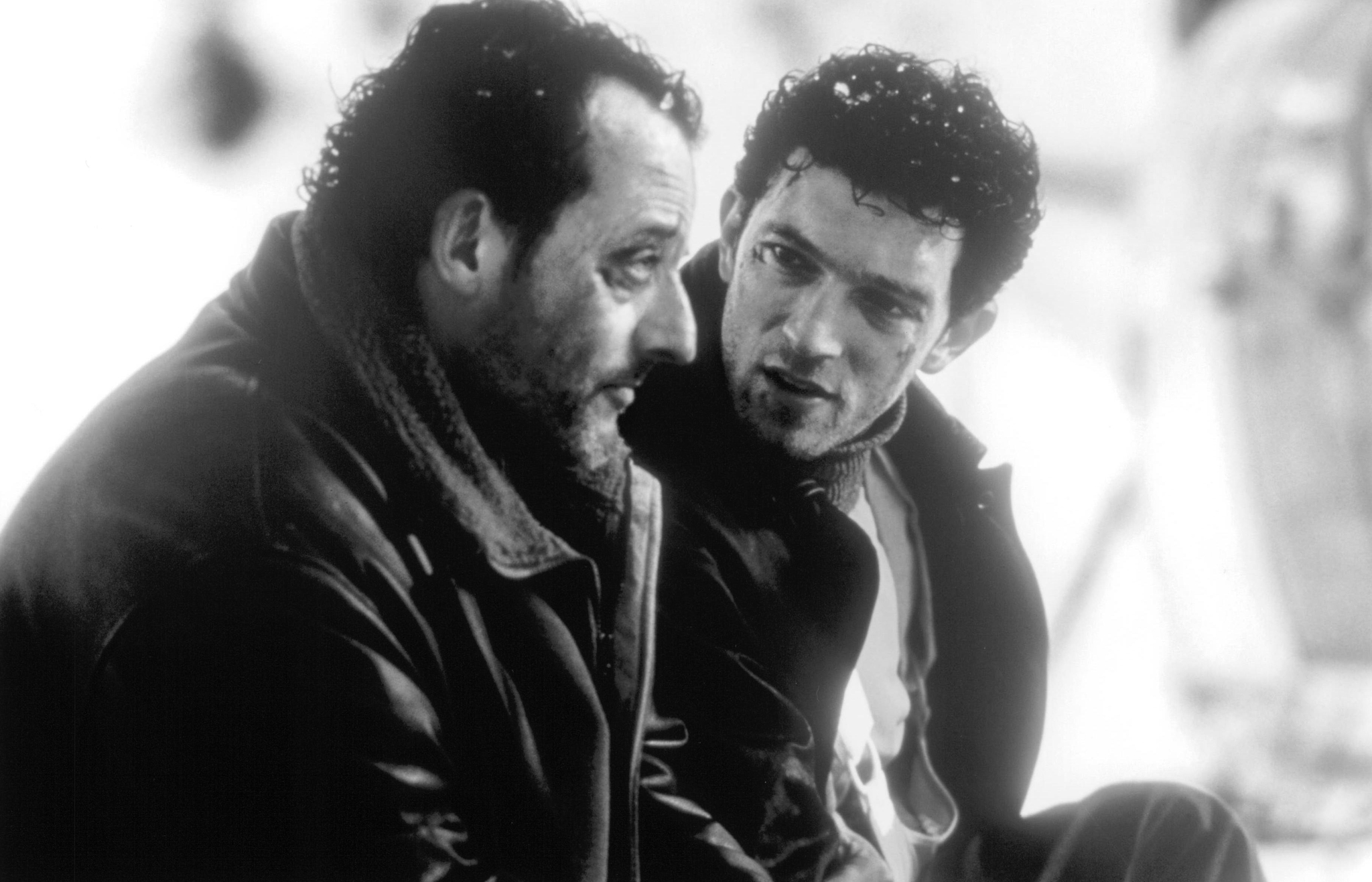 Still of Jean Reno and Vincent Cassel in Les rivières pourpres (2000)