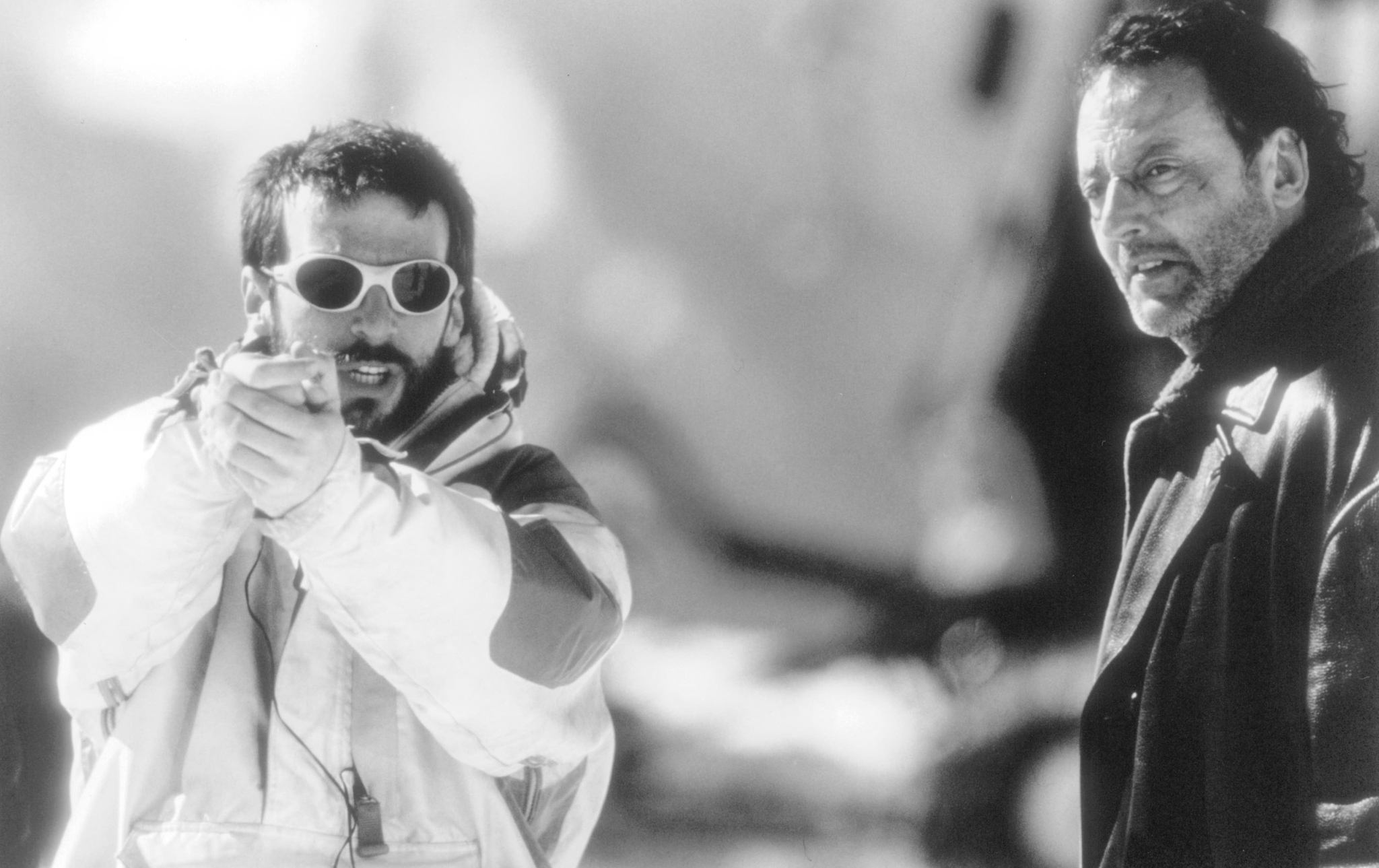 Still of Jean Reno and Mathieu Kassovitz in Les rivières pourpres (2000)