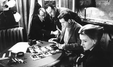 Still of Robert De Niro, Jean Reno, Natascha McElhone and Stellan Skarsgård in Ronin (1998)