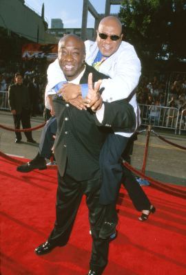 Ving Rhames and Michael Clarke Duncan at event of Mission: Impossible II (2000)