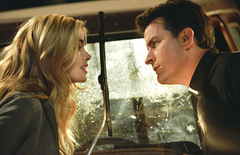 Still of Charlie Sheen and Denise Richards in Pats baisiausias filmas 3 (2003)