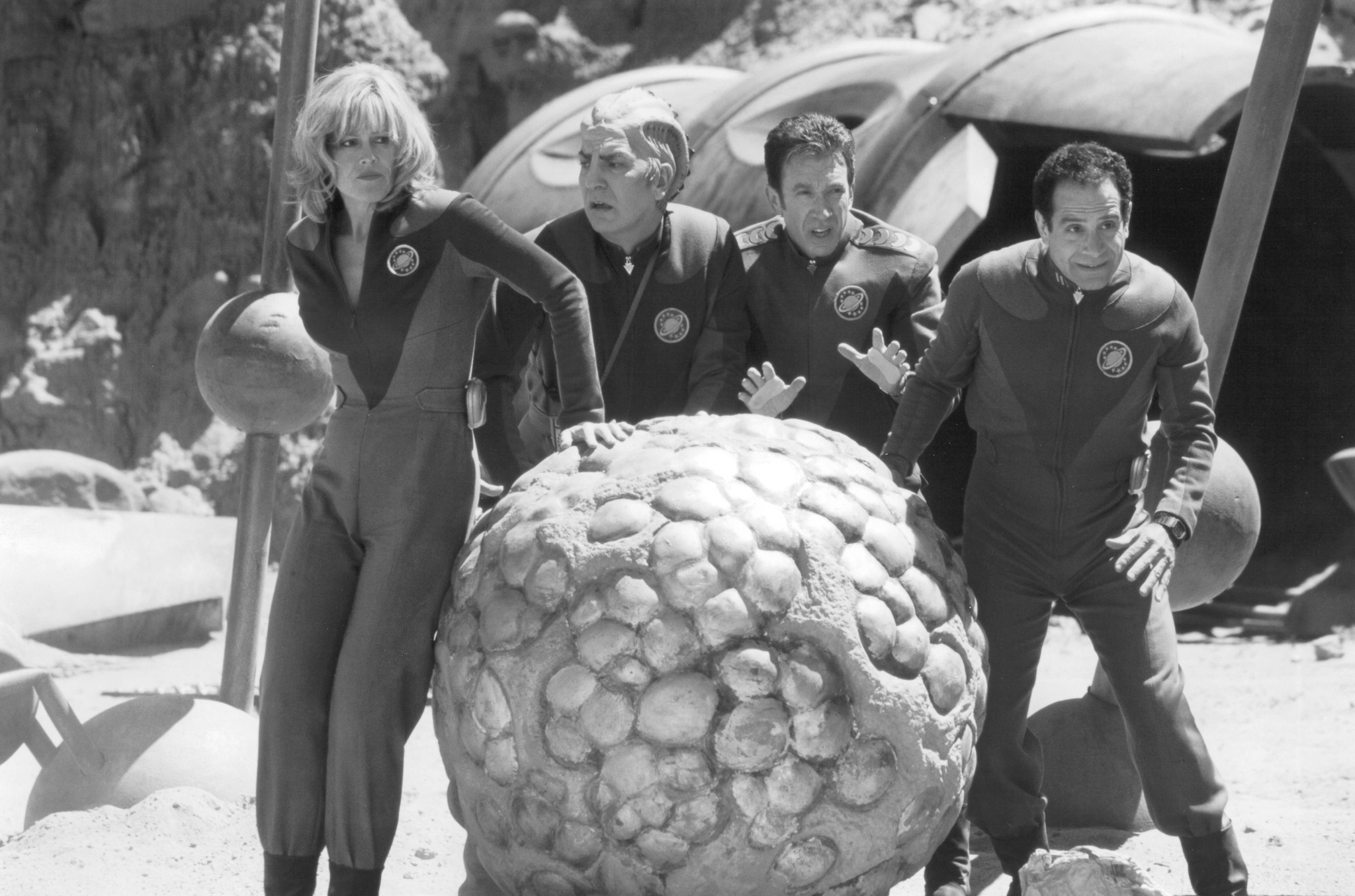 Still of Sigourney Weaver, Alan Rickman, Tim Allen and Tony Shalhoub in Galaxy Quest (1999)