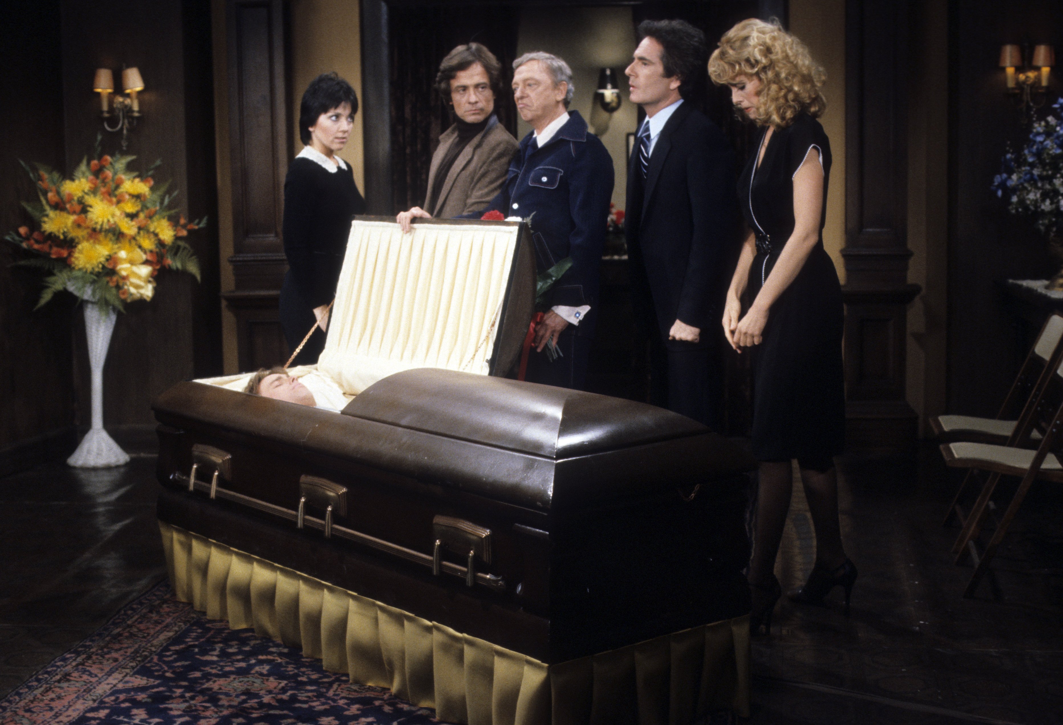 Still of John Ritter, Joyce DeWitt, Jenilee Harrison, Terry Kiser, Richard Kline and Don Knotts in Three's Company (1977)