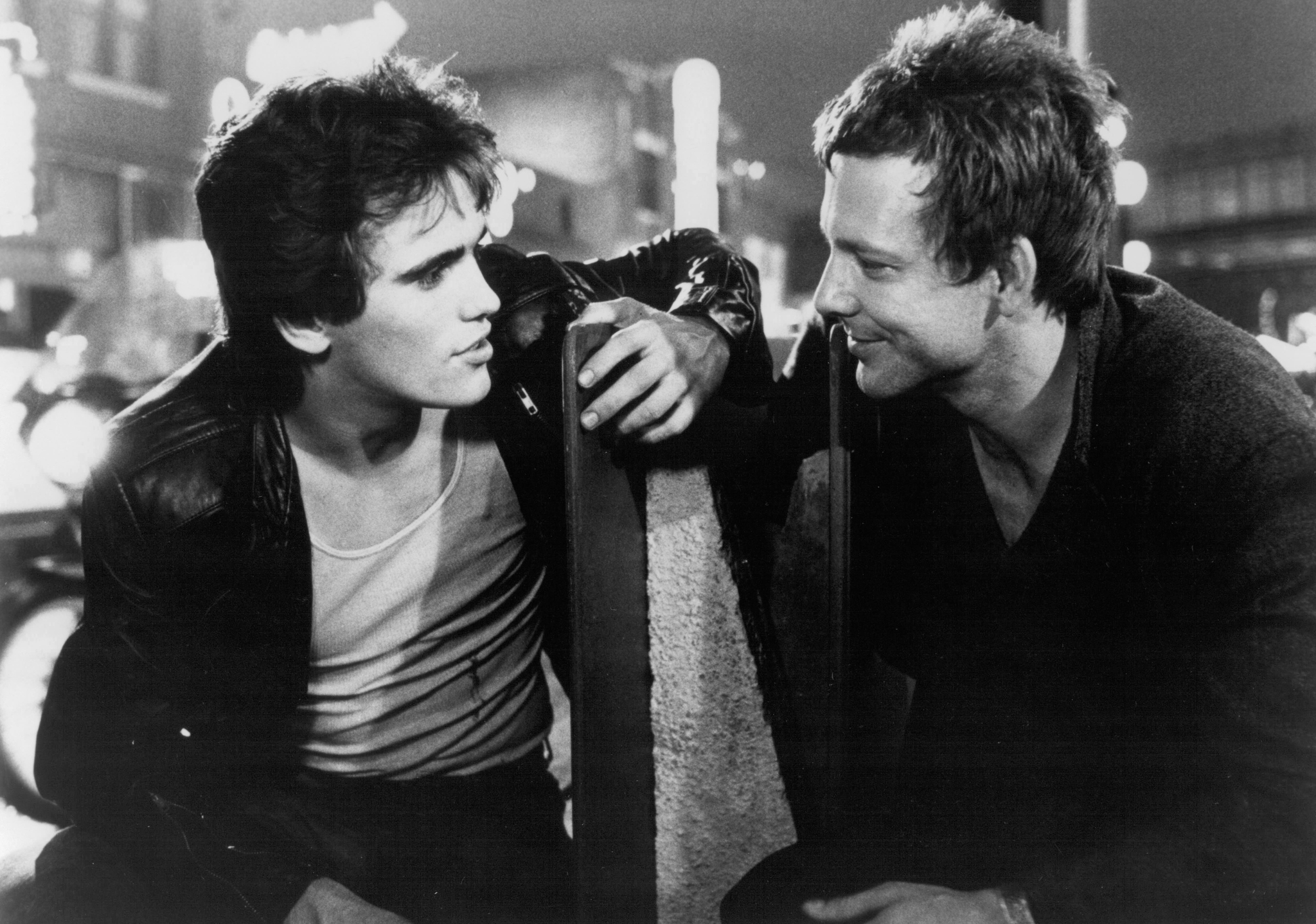 Still of Matt Dillon and Mickey Rourke in Rumble Fish (1983)