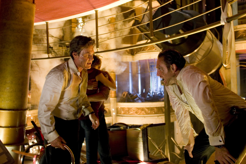 Still of Kurt Russell and Josh Lucas in Poseidon (2006)