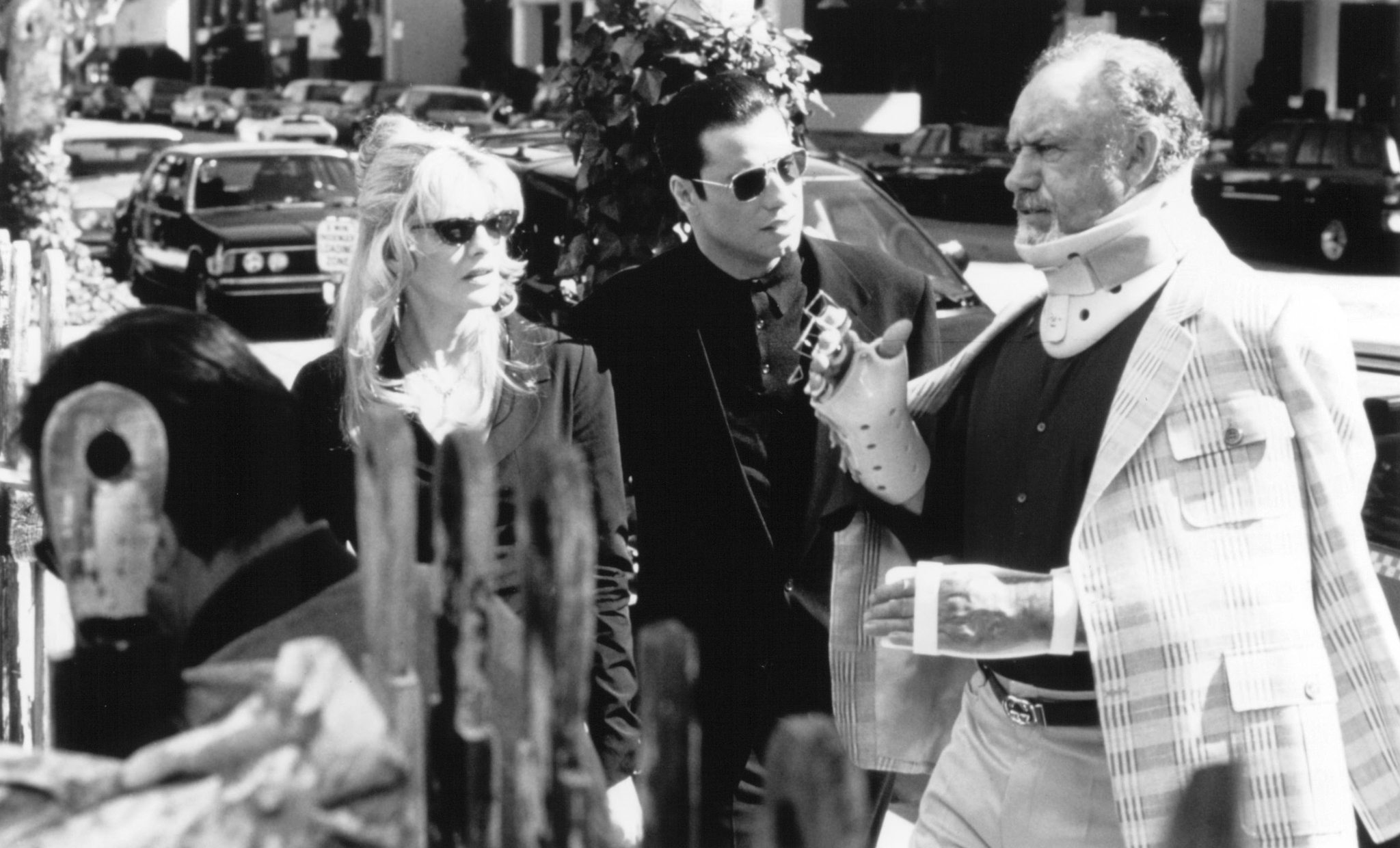 Still of John Travolta, Gene Hackman and Rene Russo in Get Shorty (1995)
