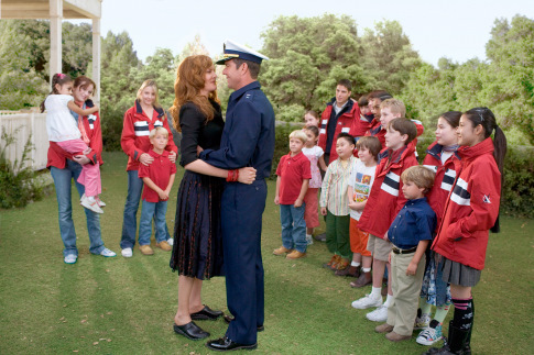 Still of Dennis Quaid and Rene Russo in Yours, Mine & Ours (2005)