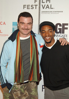 Liev Schreiber and Anthony Mackie at event of Fierce People (2005)