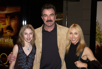 Tom Selleck and Jillie Mack at event of Monte Walsh (2003)