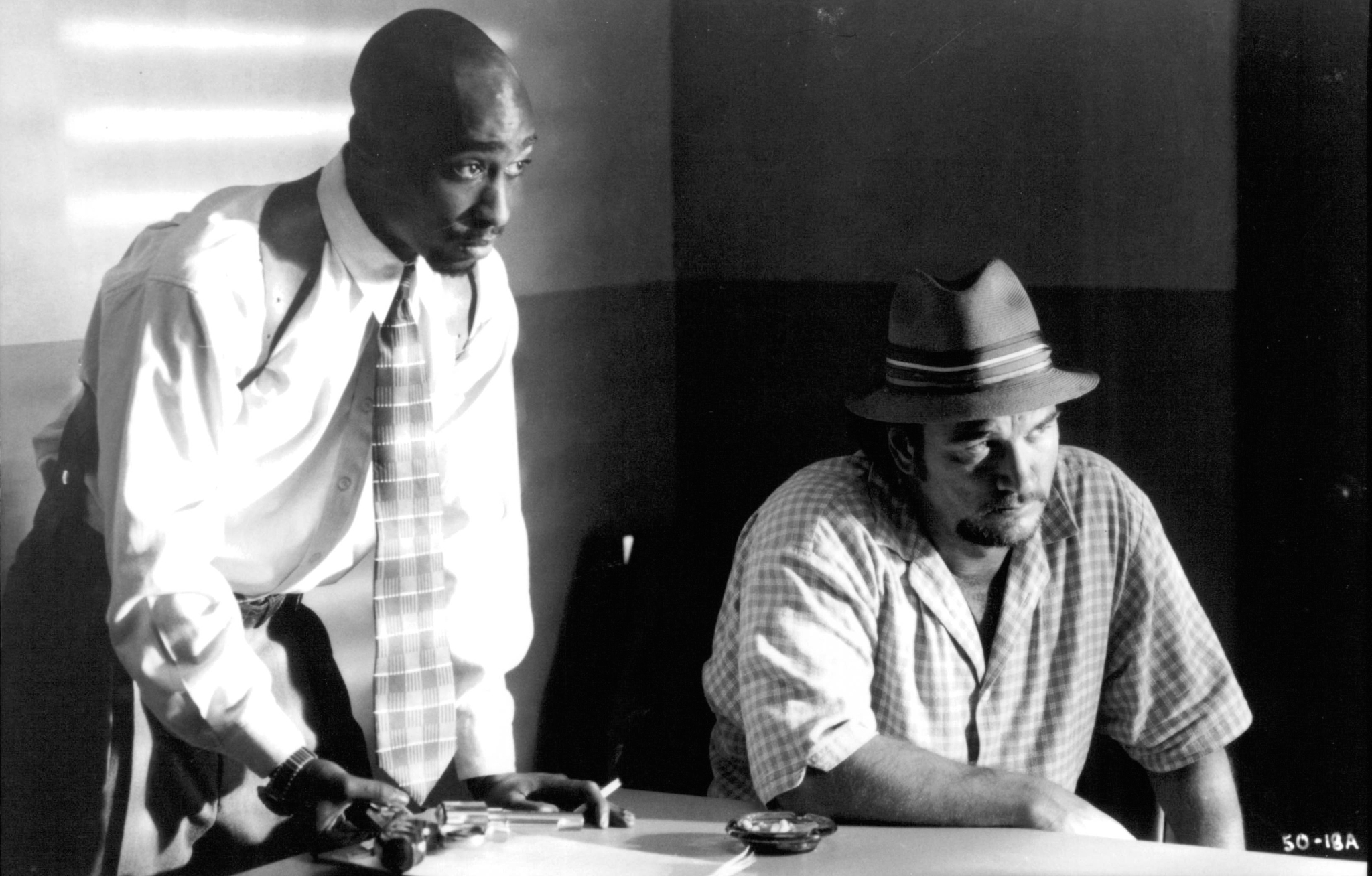 Still of Tupac Shakur and James Belushi in Gang Related (1997)