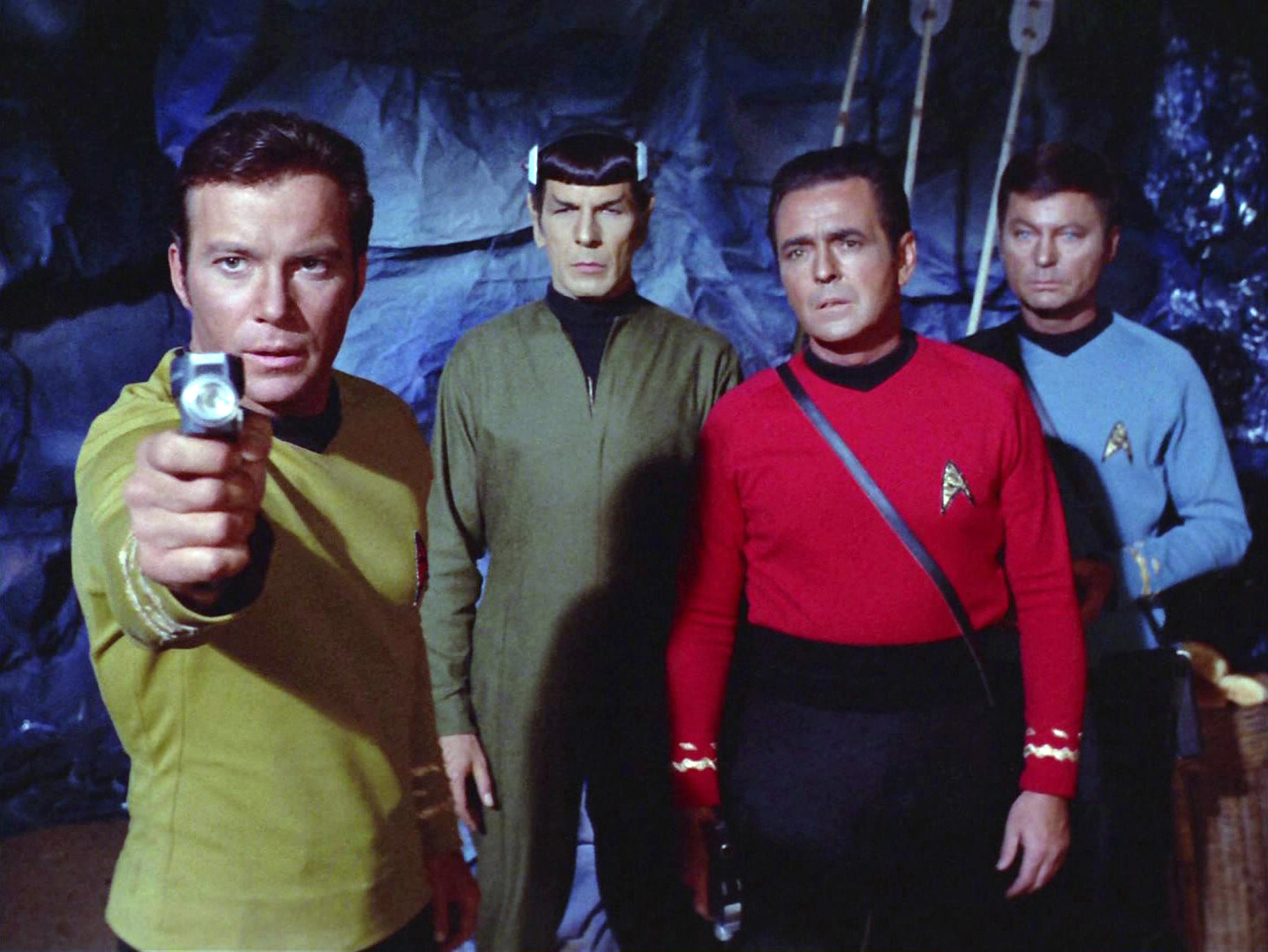 Still of Leonard Nimoy, William Shatner, James Doohan and DeForest Kelley in Star Trek (1966)
