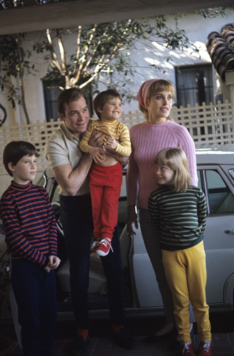 William Shatner at home with his wife Gloria Rand and his childern Lisabeth, Melanie and Leslie