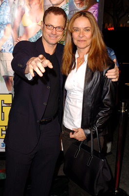 Gary Sinise and Moira Sinise at event of The Big Bounce (2004)