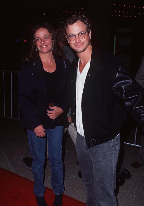 Gary Sinise and Moira Sinise at event of That Thing You Do! (1996)