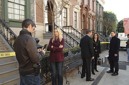 Still of Gary Sinise, D.B. Sweeney, Melina Kanakaredes, Eddie Cahill and Sophie Sinise in CSI Niujorkas (2004)