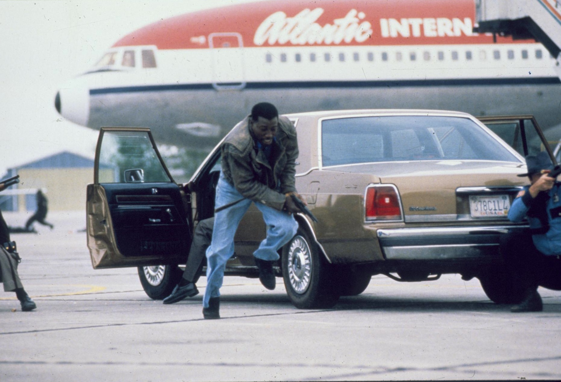 Still of Wesley Snipes in Passenger 57 (1992)