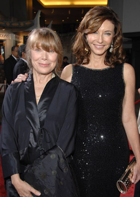 Sissy Spacek and Mary Steenburgen at event of Four Christmases (2008)