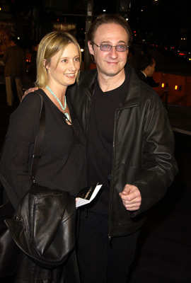 Brent Spiner and Loree McBride at event of The Time Machine (2002)