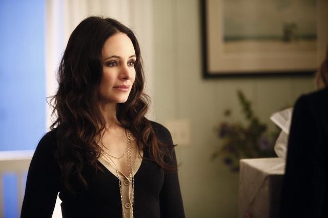 Still of Madeleine Stowe in Kerstas (2011)